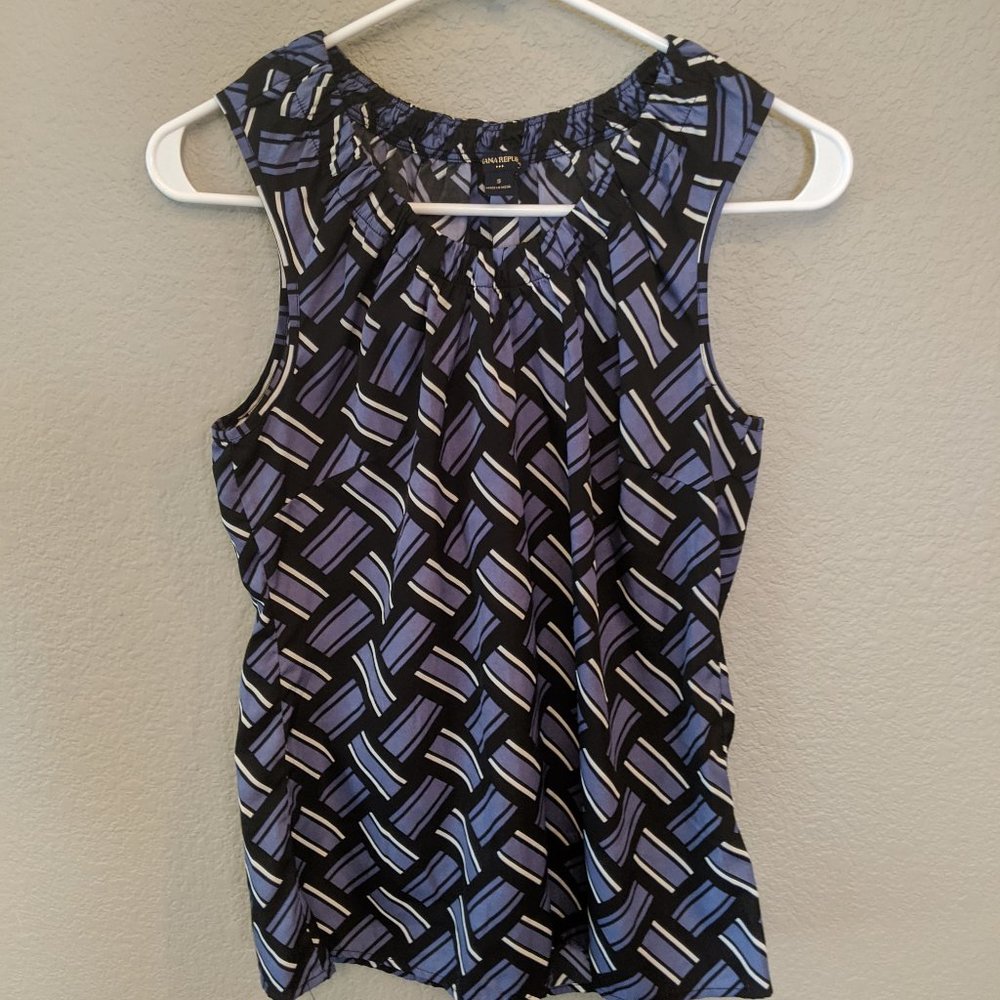 Banana Republic sleeveless blouse